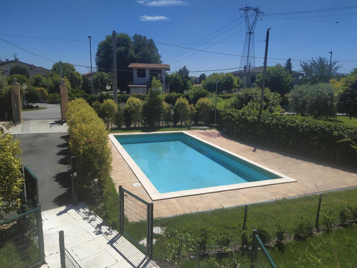 Residenza Gelsomino Desenzano del Garda Exterior foto