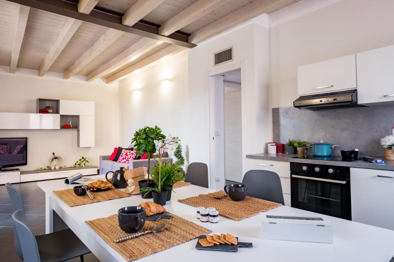 Residenza Gelsomino Desenzano del Garda Exterior foto